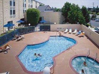 Days Inn & Suites By Wyndham Fullerton Exterior foto